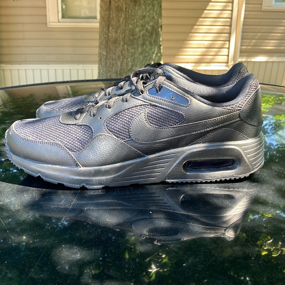 Nike triple black.Size 14(Brand New)